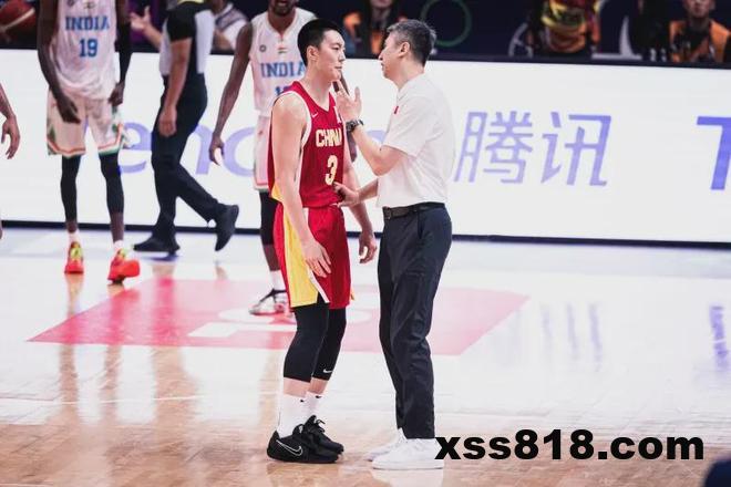 时隔10年全胜出线，中国男篮收获了什么？